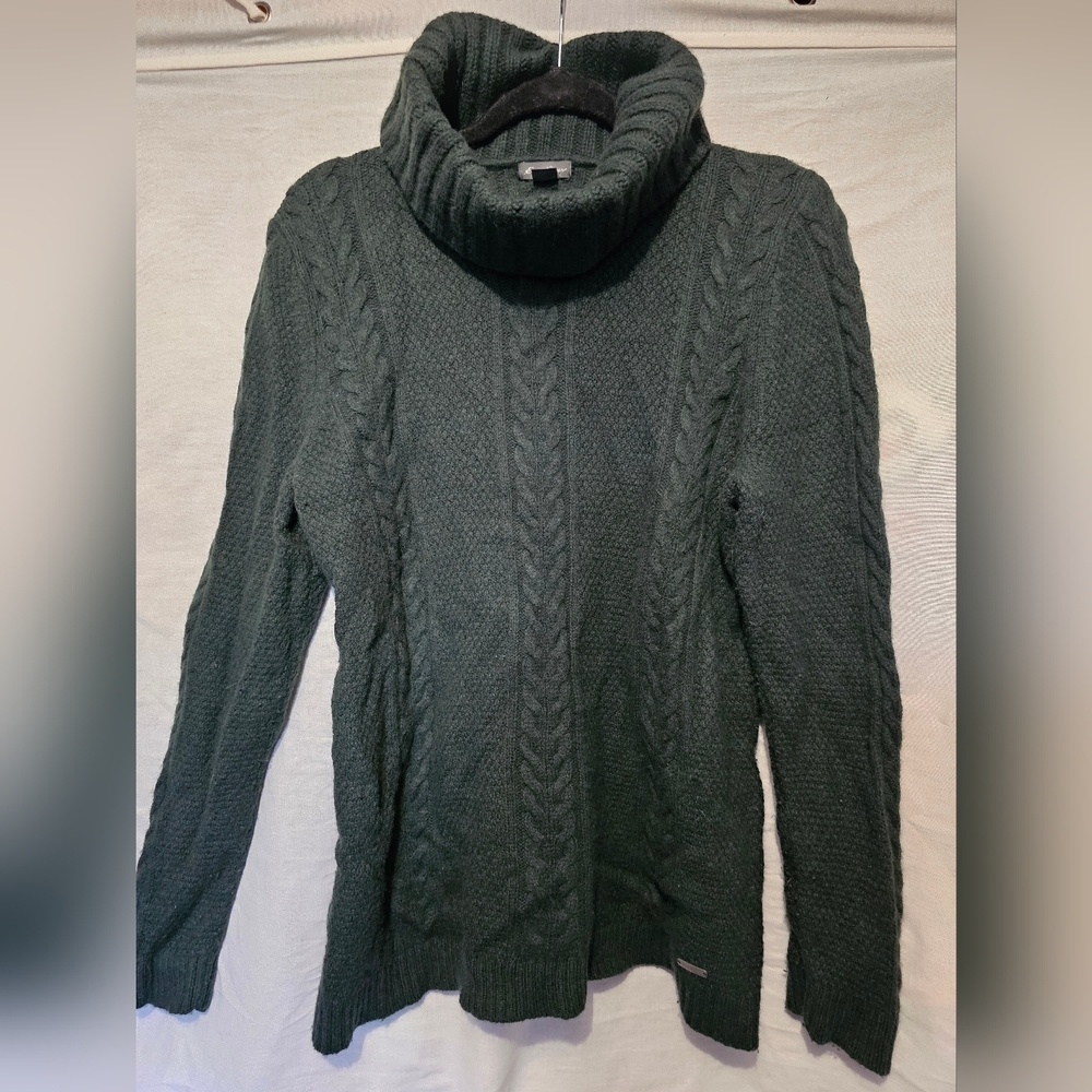 Eddie Bauer Green Cable Knit Turtleneck Sweater